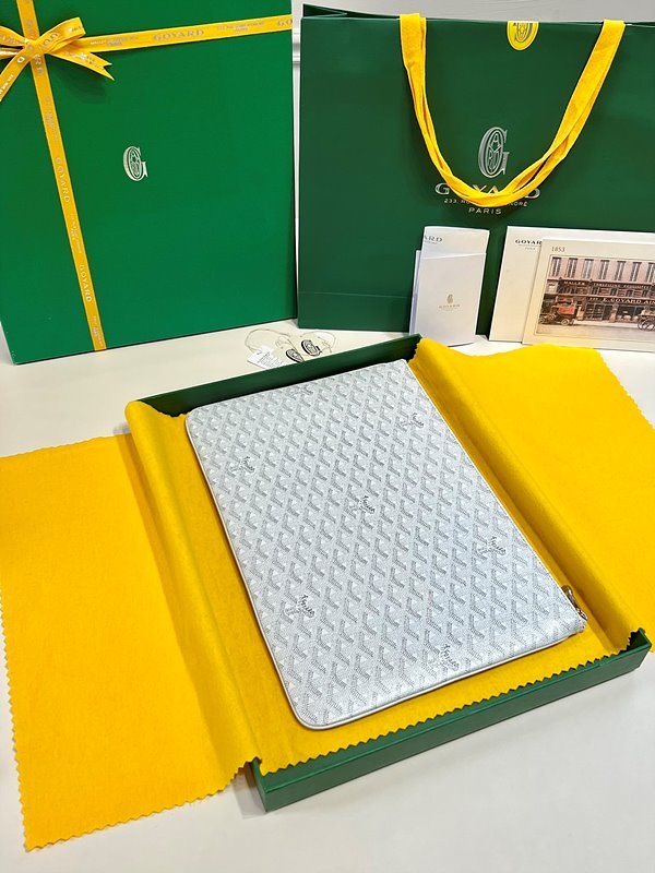 고야드 세나 클러치 GM / 화이트