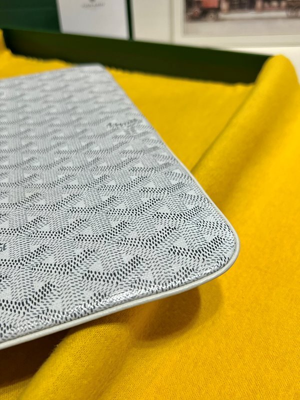 고야드 세나 클러치 GM / 화이트