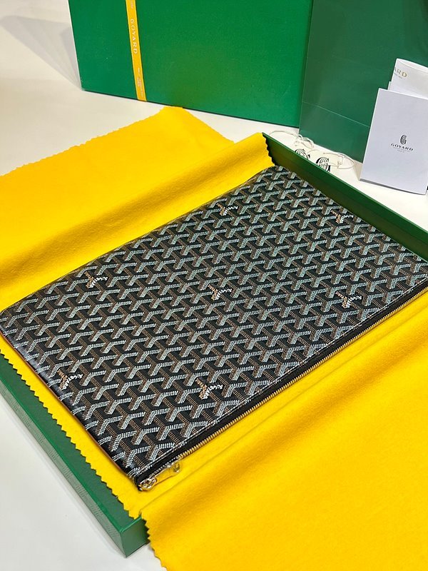 고야드 세나 클러치 GM / 블랙블랙탄