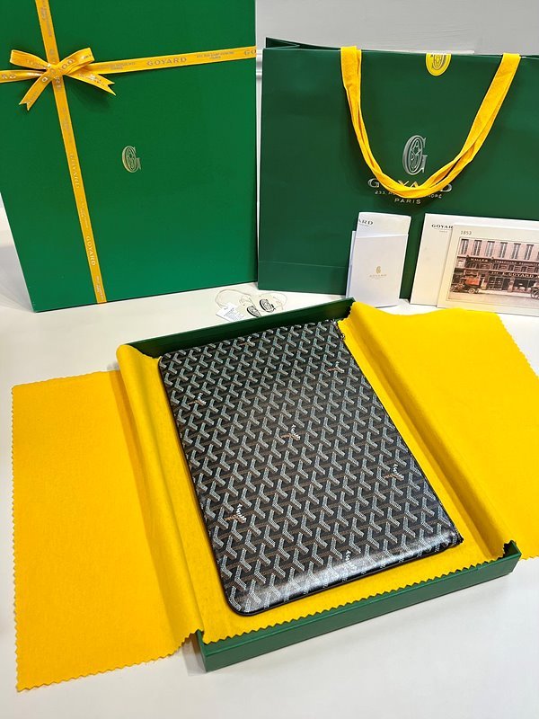 고야드 세나 클러치 GM / 블랙