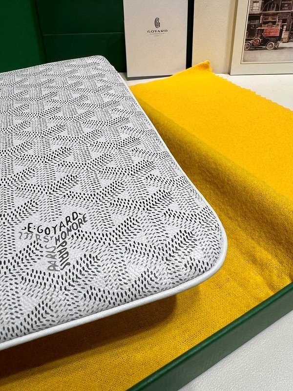 고야드 세나 클러치 MM / 화이트