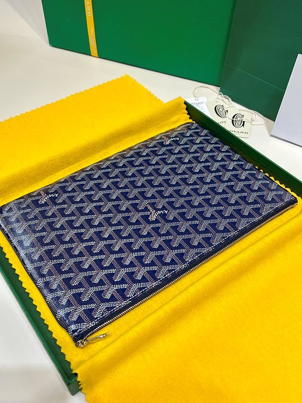 고야드 세나 클러치 MM / 네이비