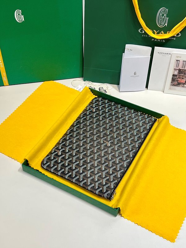 고야드 세나 클러치 MM / 블랙