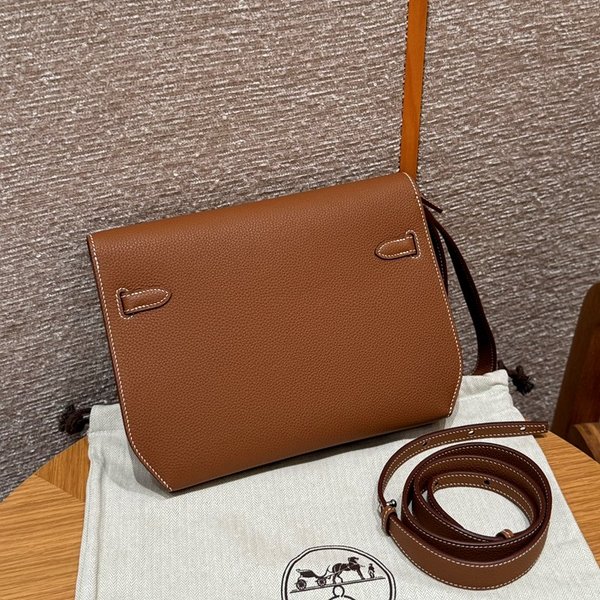 [하이엔드급] 에르메스 켈리 데페슈 25 [매장가 1000만원대]