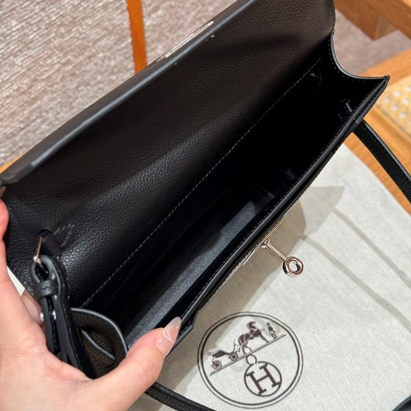 [하이엔드급] 에르메스 켈리 데페슈 25 [매장가 1000만원대]