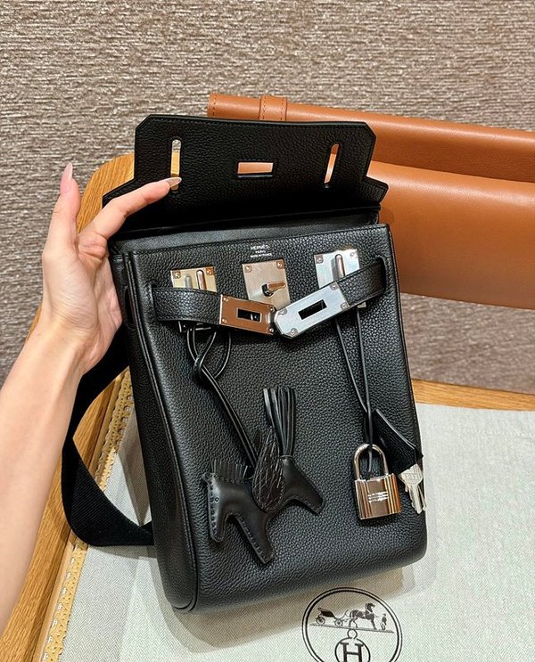 [하이엔드급] 에르메스 핵아도스 PM Togo & noir [매장가 1500만원대]