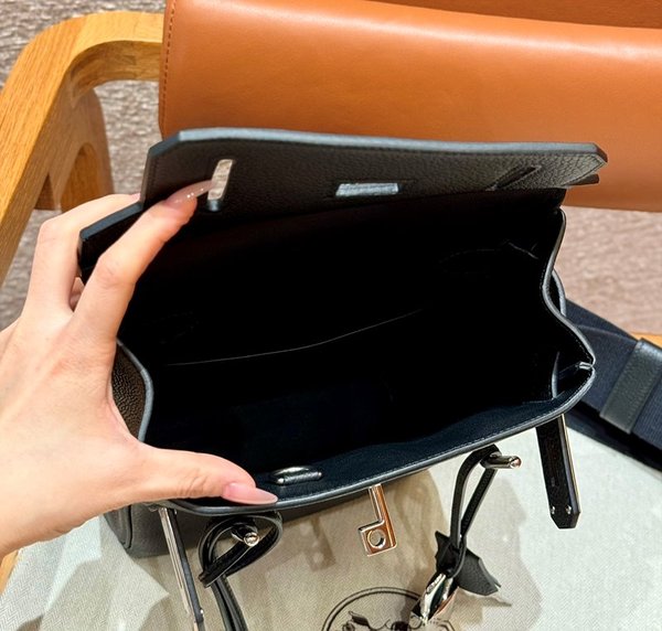 [하이엔드급] 에르메스 핵아도스 PM Togo & noir [매장가 1500만원대]