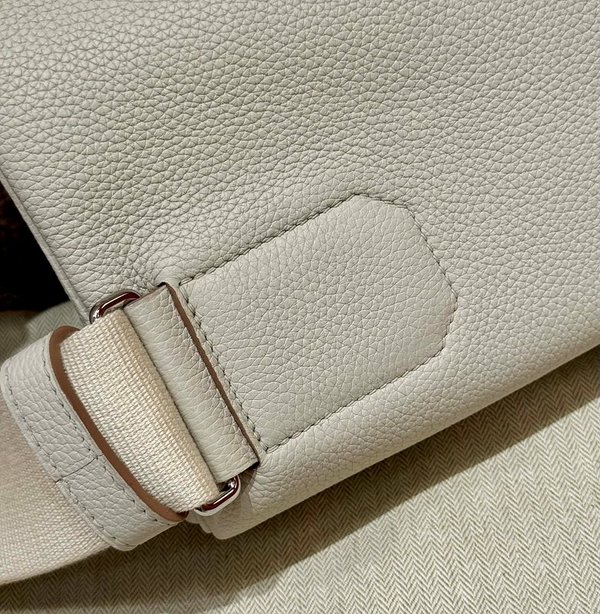 [하이엔드급] 에르메스 핵아도스 PM Togo & gris pale [매장가 1500만원대]