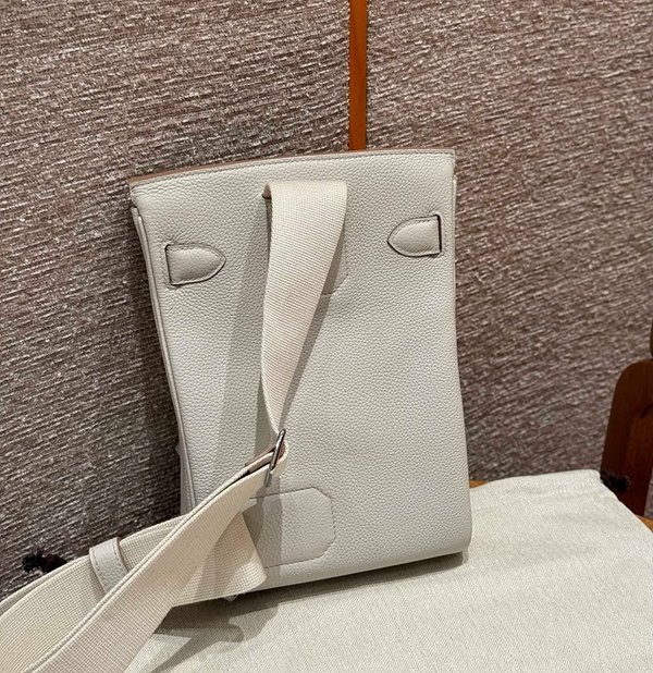 [하이엔드급] 에르메스 핵아도스 PM Togo & gris pale [매장가 1500만원대]