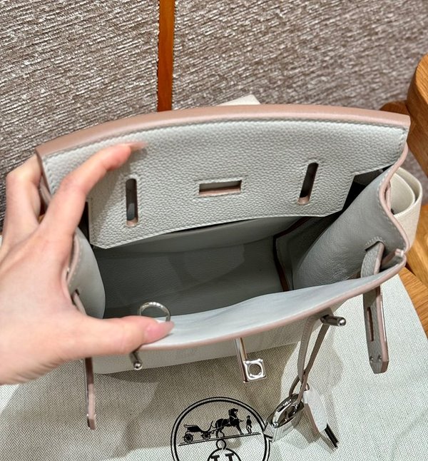 [하이엔드급] 에르메스 핵아도스 PM Togo & gris pale [매장가 1500만원대]