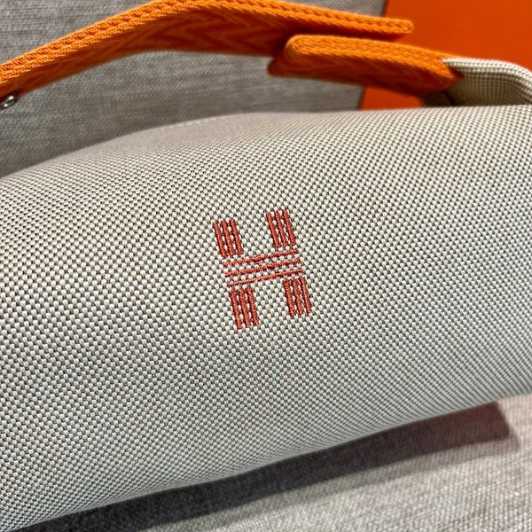 [하이엔드급] 에르메스 PM 브리드 어 브랙 케이스 캔버스 [매장가 130만원대]