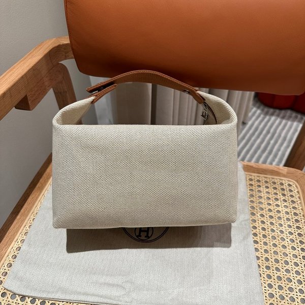 [하이엔드급] 에르메스 GM 브리드 어 브랙 케이스 캔버스 [매장가 150만원대]