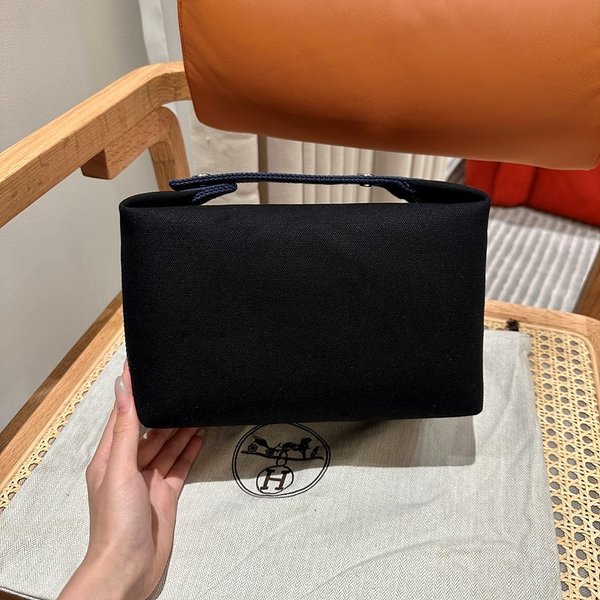 [하이엔드급] .에르메스 GM 브리드 어 브랙 케이스 캔버스 [매장가 150만원대]