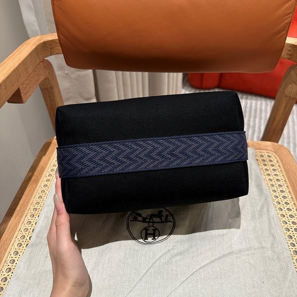 [하이엔드급] .에르메스 GM 브리드 어 브랙 케이스 캔버스 [매장가 150만원대]