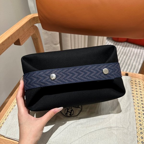 [하이엔드급] .에르메스 GM 브리드 어 브랙 케이스 캔버스 [매장가 150만원대]