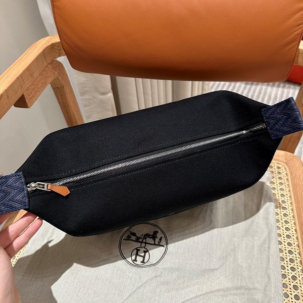 [하이엔드급] .에르메스 GM 브리드 어 브랙 케이스 캔버스 [매장가 150만원대]