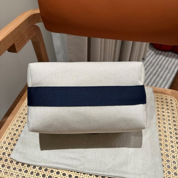 [하이엔드급] 에르메스 GM 브리드 어 브랙 케이스 캔버스 [매장가 150만원대]