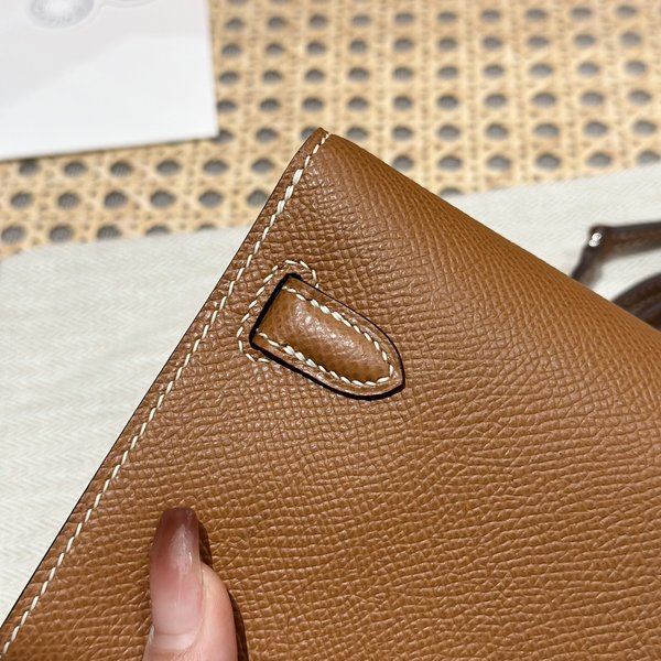 [하이엔드급] 에르메스 켈리 투고 크로스백 KELLY TOGO WOC / CK37 골드 엡솜 은장 [매장가 1090만원대]