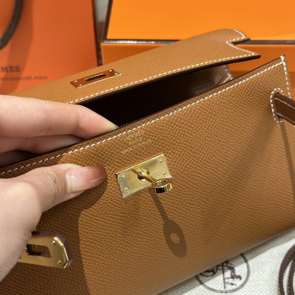 [하이엔드급] 에르메스 켈리 투고 크로스백 KELLY TOGO WOC / CK37 골드 엡솜 금장 [매장가 1090만원대]