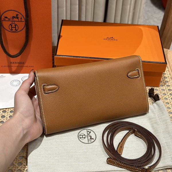 [하이엔드급] 에르메스 켈리 투고 크로스백 KELLY TOGO WOC / CK37 골드 엡솜 금장 [매장가 1090만원대]