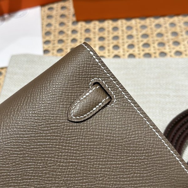 [하이엔드급] 에르메스 켈리 투고 크로스백 KELLY TOGO WOC / CK18 에토프 엡솜 은장 [매장가 1090만원대]