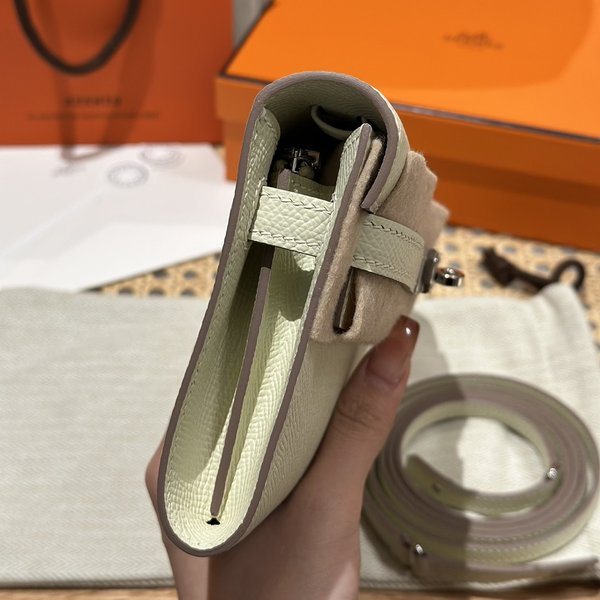 [하이엔드급] 에르메스 켈리 투고 크로스백 KELLY TOGO WOC / I2 나타 엡솜 은장 [매장가 1090만원대]