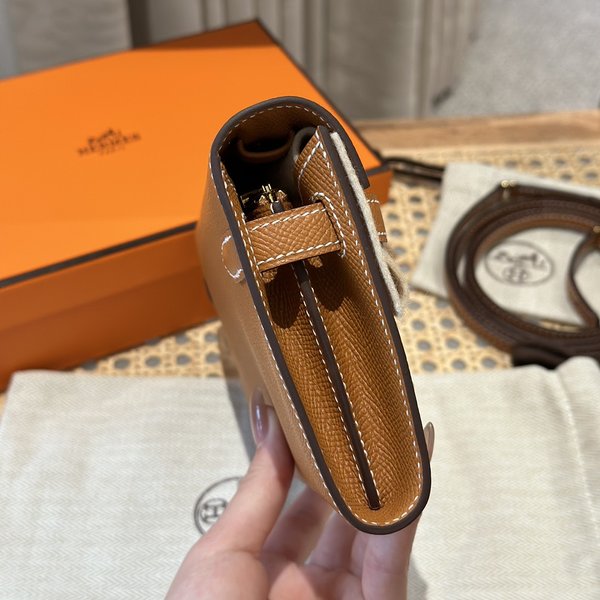 [하이엔드급] 에르메스 켈리 투고 크로스백 KELLY TOGO WOC / 1h 토피 엡솜 금장 [매장가 1090만원대]