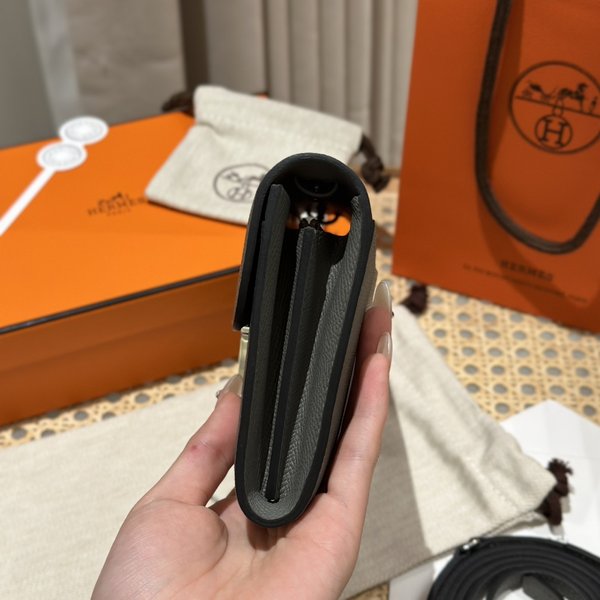 [하이엔드급] 에르메스 콘스탄스 투고 월렛  / 8F Etain 엡솜 리자드 은장 [매장가 1290만원대]