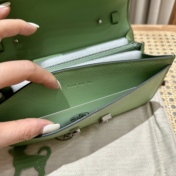 [하이엔드급] 에르메스 콘스탄스 투고 월렛  / 3i-Vert Crique 엡솜 리자드 은장 [매장가 1290만원대]