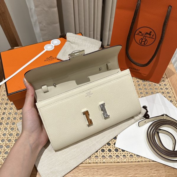 [하이엔드급] 에르메스 콘스탄스 투고 월렛 / I2 나타 엡솜 리자드 악어 은장 [매장가 1290만원대]