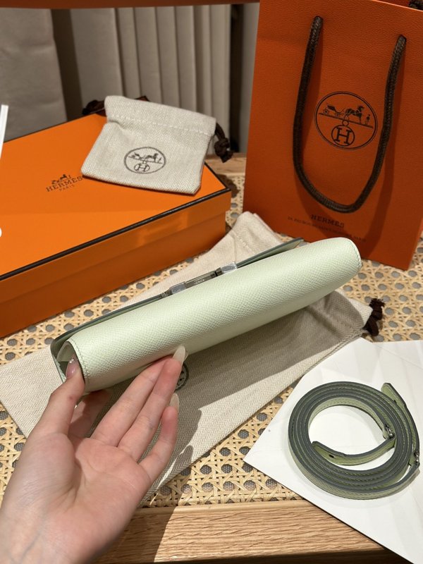 [하이엔드급] 에르메스 콘스탄스 투고 월렛  / OZ Vert Fizz 엡솜 은장 [매장가 990만원대]
