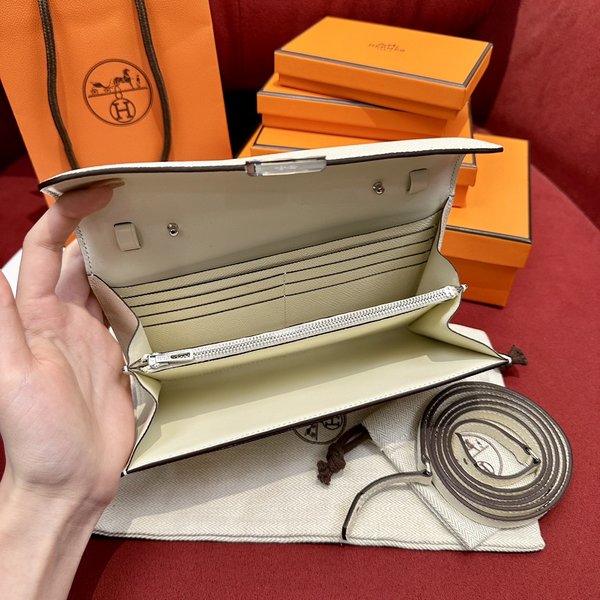 [하이엔드급] 에르메스 콘스탄스 투고 월렛  / I2 나타 엡솜 은장 [매장가 990만원대]