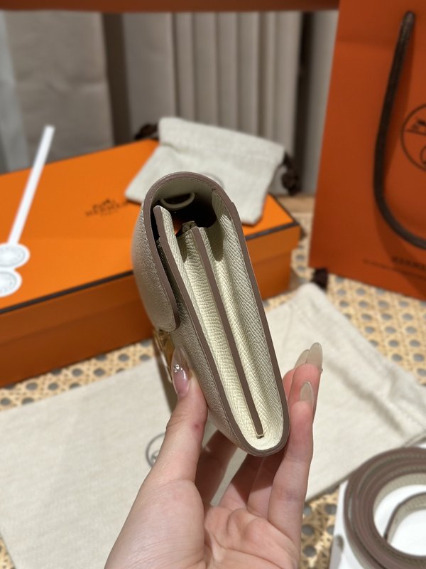 [하이엔드급] 에르메스 콘스탄스 투고 월렛  / CK10 CRAIE 엡솜 금장 [매장가 990만원대]