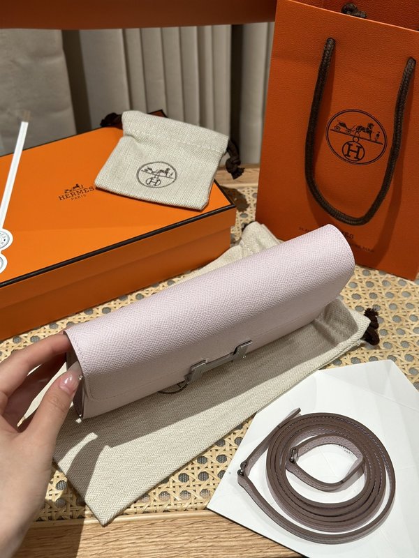 [하이엔드급] 에르메스 콘스탄스 투고 월렛  / 09 MAUVE PALE 엡솜 은장 [매장가 990만원대]