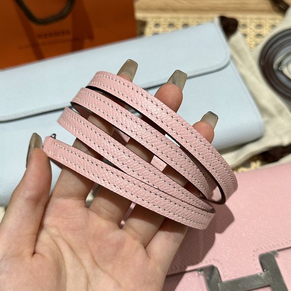 [하이엔드급] 에르메스 콘스탄스 투고 월렛  / 3Q 로즈사쿠라 엡솜 은장 [매장가 990만원대]