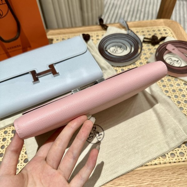 [하이엔드급] 에르메스 콘스탄스 투고 월렛  / 3Q 로즈사쿠라 엡솜 은장 [매장가 990만원대]