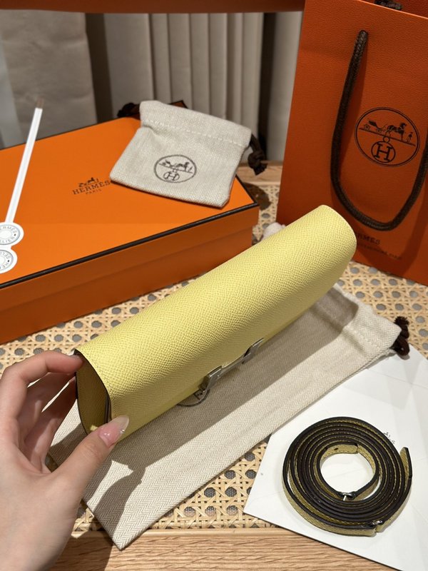 [하이엔드급] 에르메스 콘스탄스 투고 월렛  / 1Z Jaune Poussin 엡솜 은장 [매장가 990만원대]