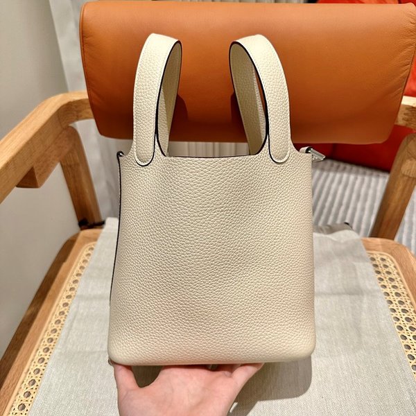 [하이엔드급] 에르메스 피코탄 락 18 [매장가 650만원대]