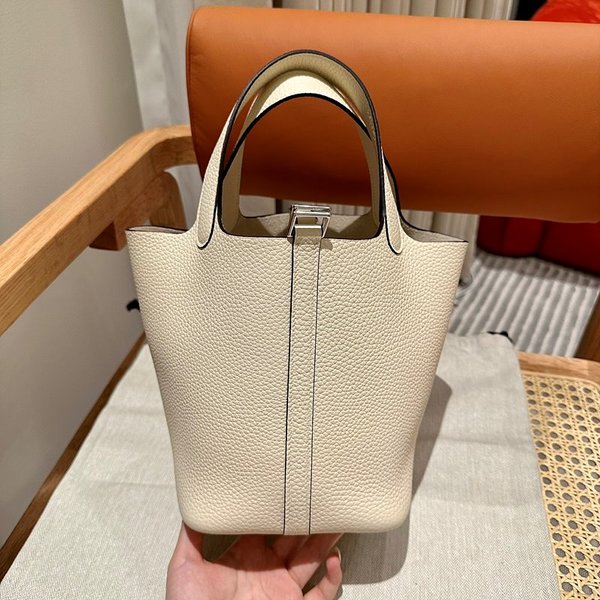 [하이엔드급] 에르메스 피코탄 락 18 [매장가 650만원대]