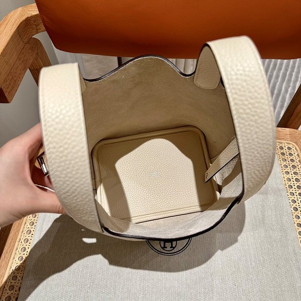 [하이엔드급] 에르메스 피코탄 락 18 [매장가 650만원대]