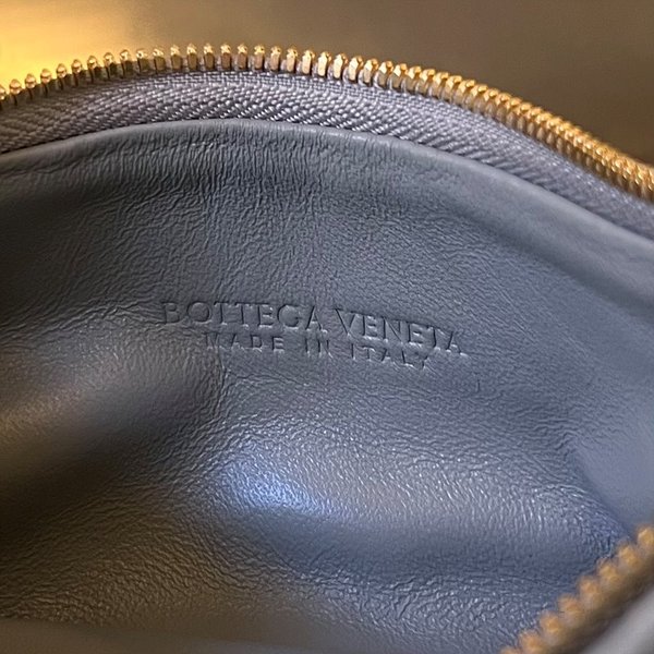 보테가베네타 스몰 제멜리 [매장가 468만원대]