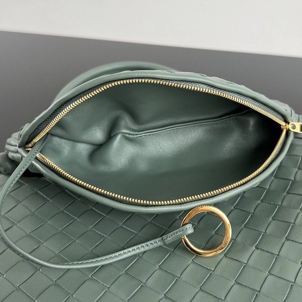 보테가베네타 미디엄 제멜리 [매장가 525만원대]