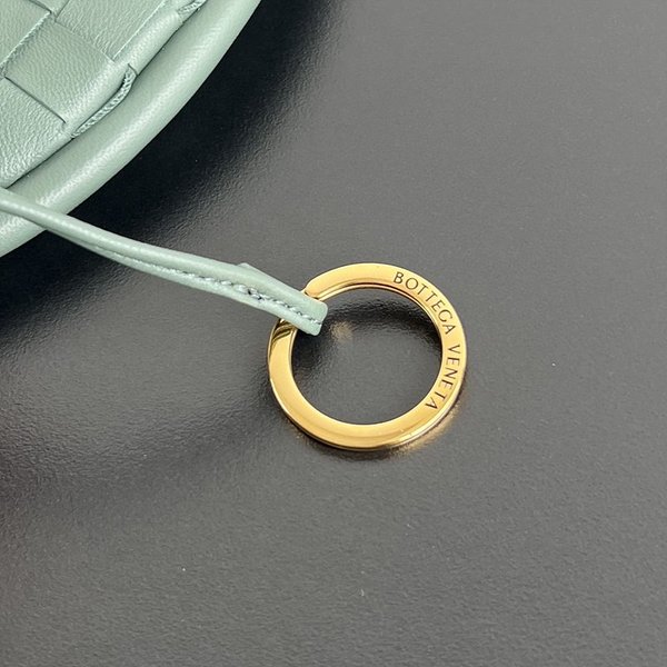 보테가베네타 미디엄 제멜리 [매장가 525만원대]