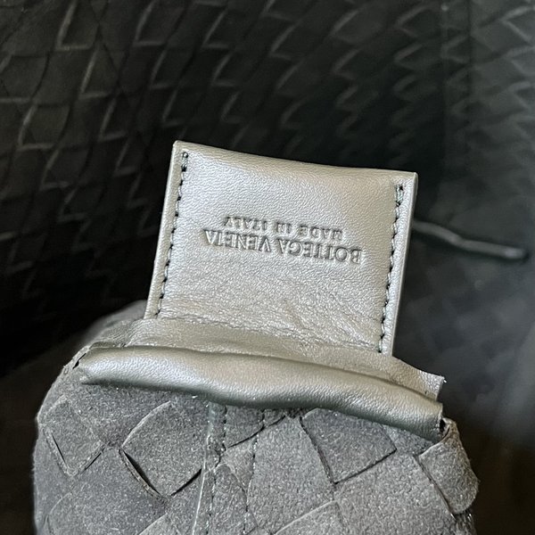 보테가베네타 인트레치아토 슬림 브리프케이스 / 슬레이트 [매장가480만원대]