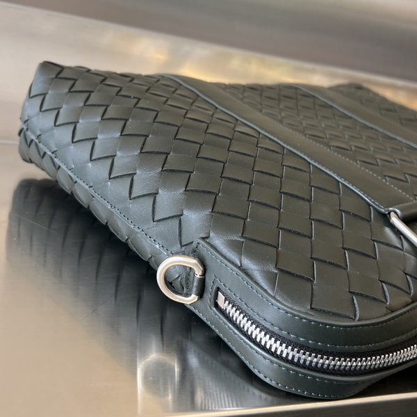 보테가베네타 인트레치아토 슬림 브리프케이스 / 슬레이트 [매장가480만원대]