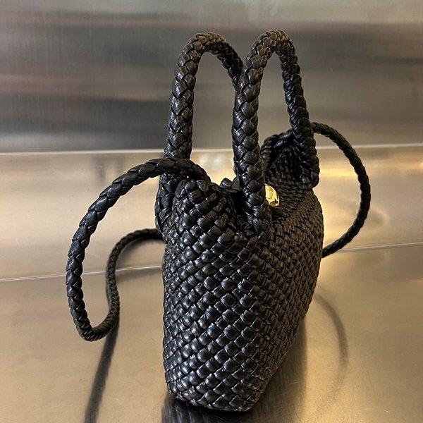 보테가베네타 미니 토스카 [매장가 787만원대]