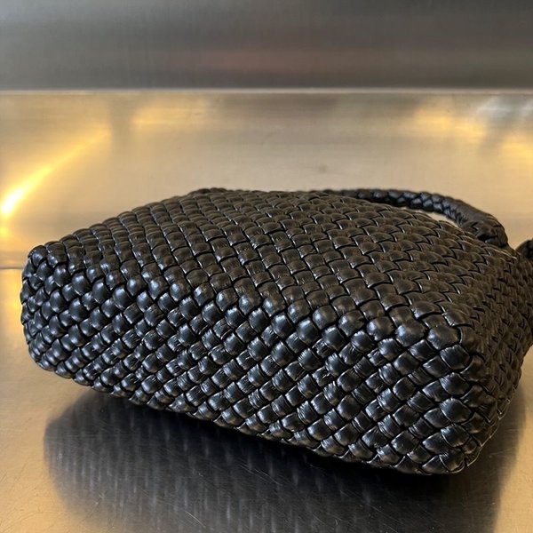 보테가베네타 미니 토스카 [매장가 787만원대]