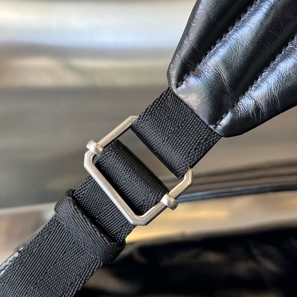 보테가베네타 미디엄 아키타입 백팩 [매장가 312만원대]