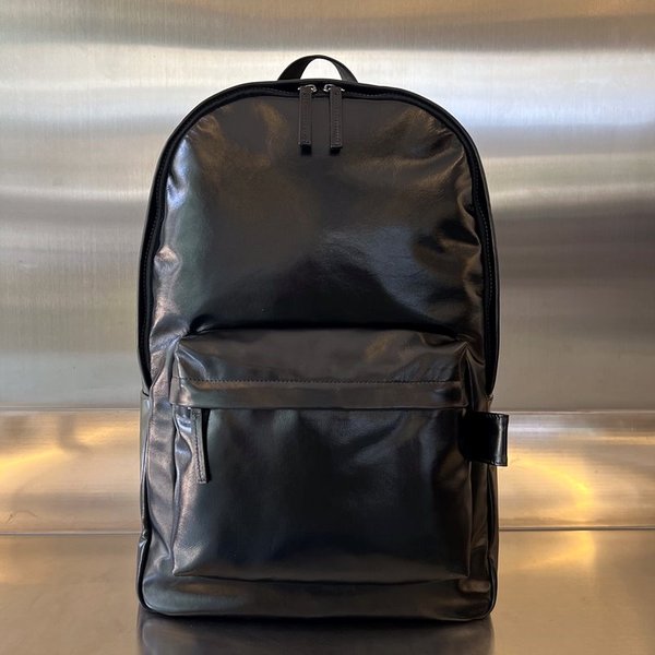 보테가베네타 미디엄 아키타입 백팩 [매장가 312만원대]