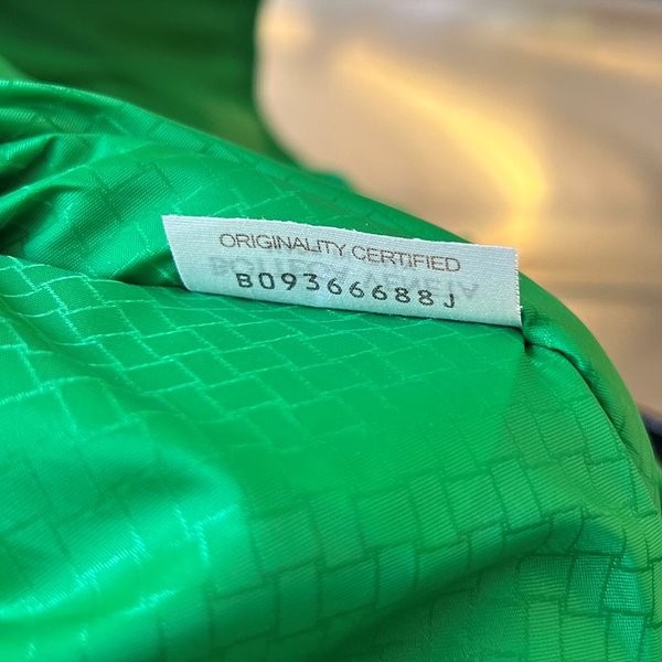 보테가베네타 미디엄 아키타입 백팩 [매장가 312만원대]